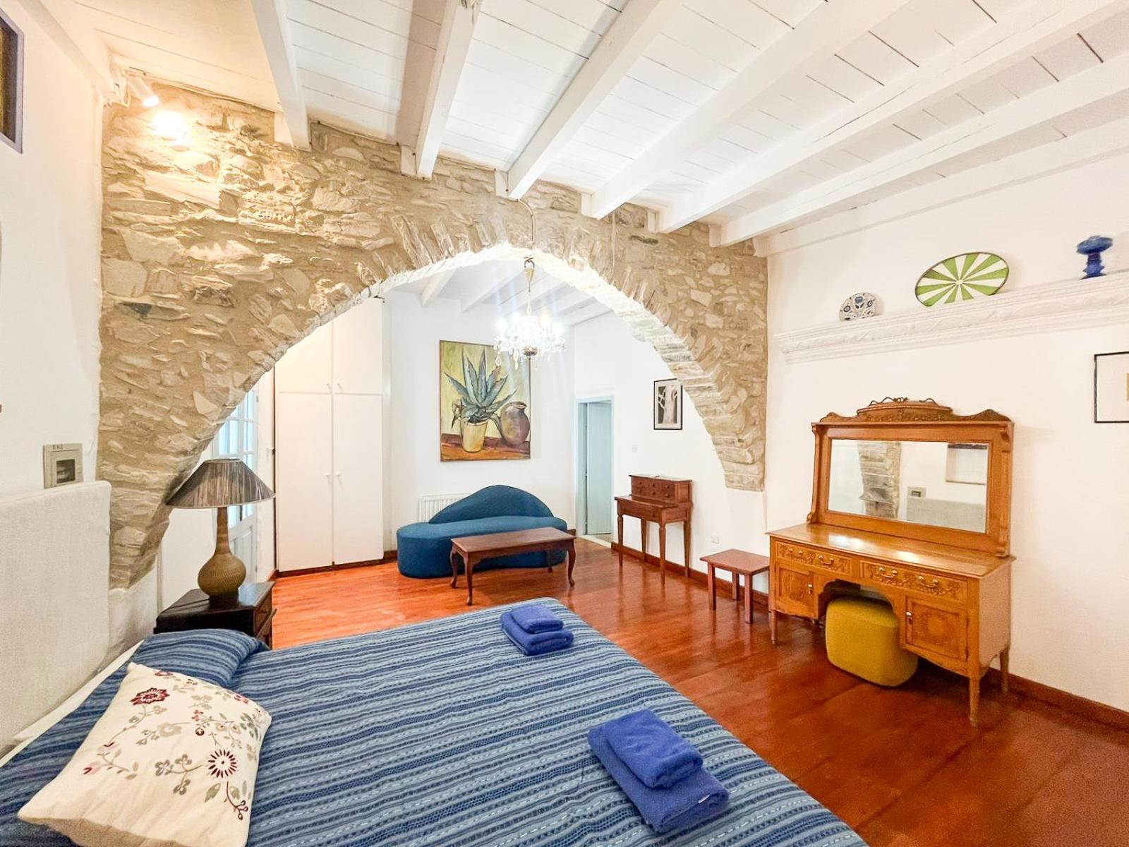 Kalavasos Square Apartments - With Pool 3 Minutes Walk エクステリア 写真